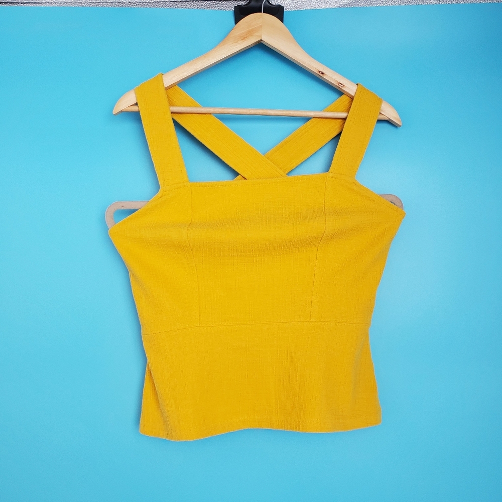Current Air Blouse Size Small Yellow Sleeveless Back Cross
